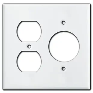Duplex Outlet and 20A Single Outlet Wall Plates – White