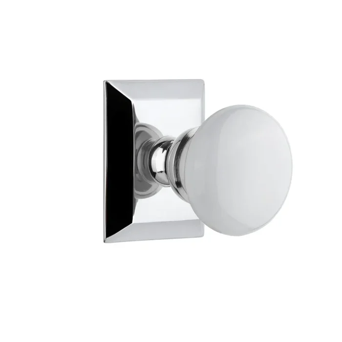 Fifth Avenue Square Rosette with Hyde Park Knob – Bright Chrome Finish