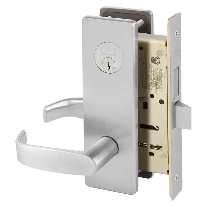 Gr1 Store Door wDeadbolt by Sargent – Secure and Reliable Door Hardware