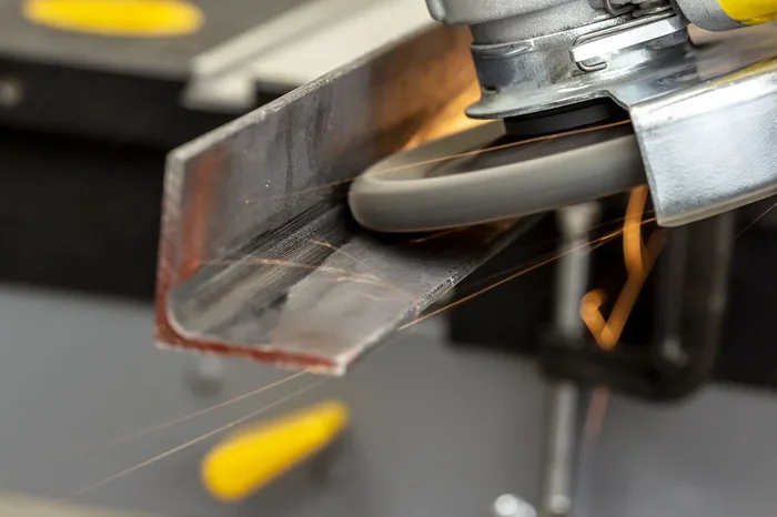 Metal Grinding Edge Flap Disc by Richelieu