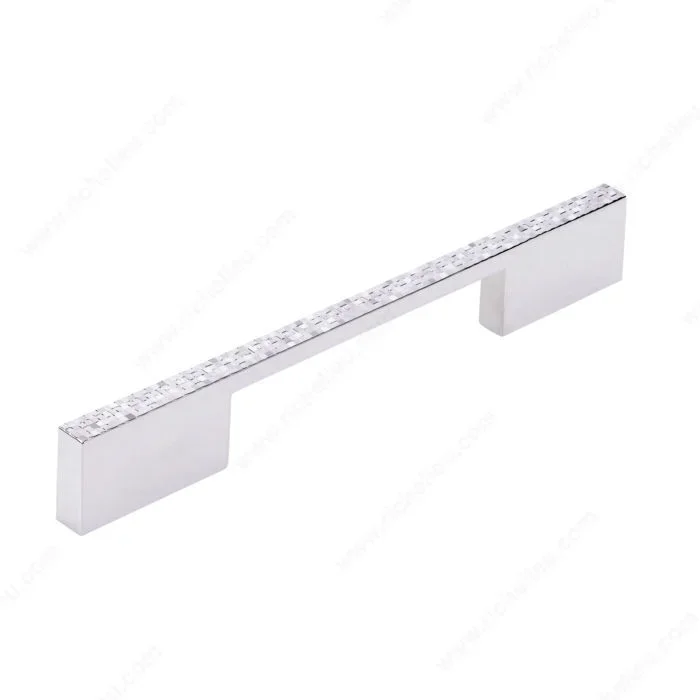 Modern Metal Pull – 7830 by Richelieu | Stylish Cabinet Hardware