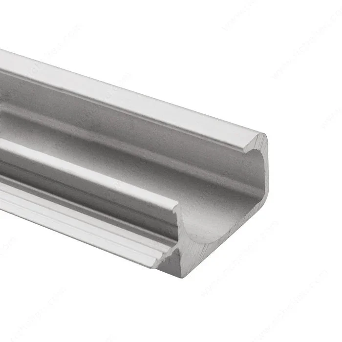 Modern Pull Handle for 3/4 in Panel – 3183 by Richelieu