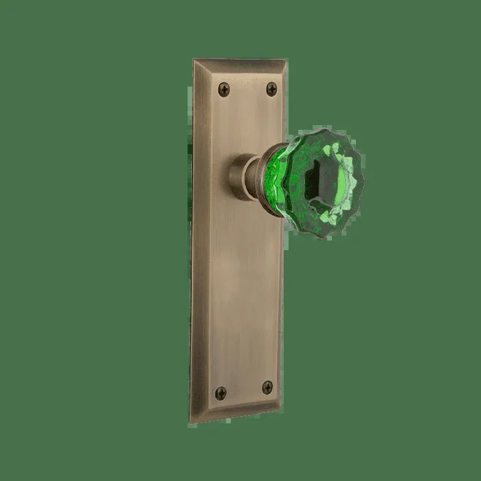 New York Long Plate with Emerald Crystal Knob – Antique Brass