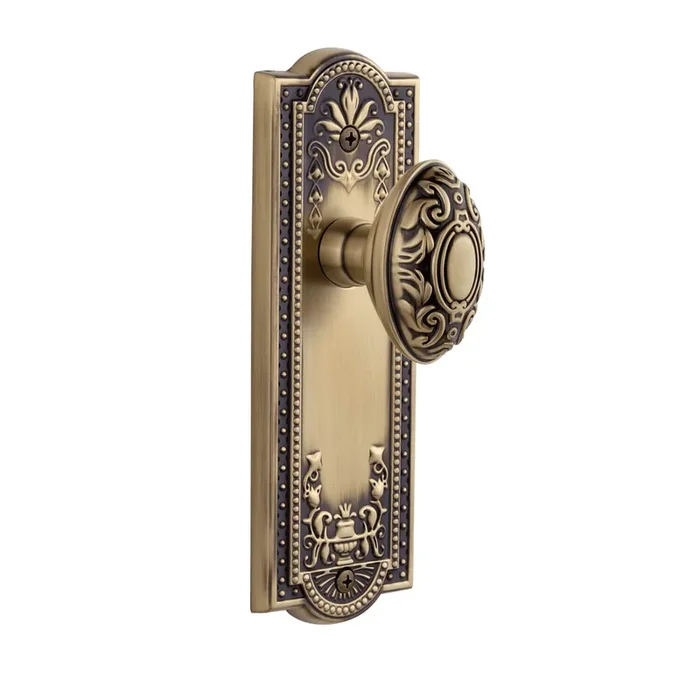 Parthenon Long Plate with Grande Victorian Knob in Vintage Brass | Grandeur