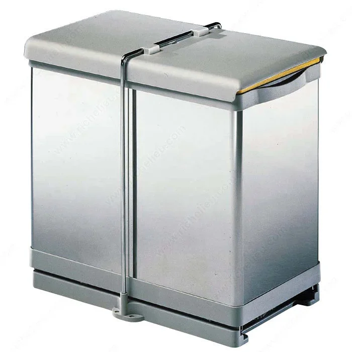 Richelieu Recycling Center for Kitchen and Bathroom