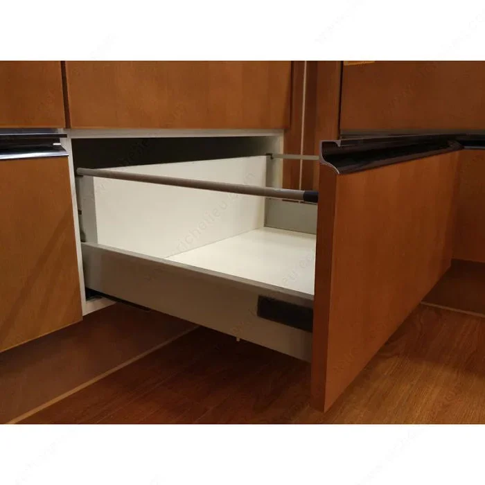 Standard 908 Drawer Sets with 135 mm Height and Gallery Rod by Richelieu