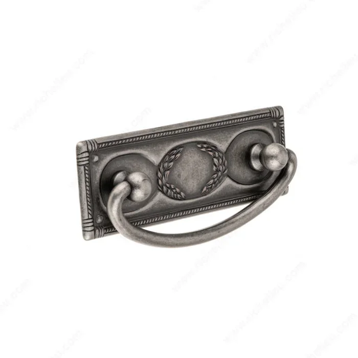 Traditional Brass Pull – 6323 by Richelieu