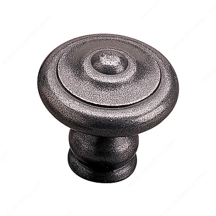 Traditional Forged Iron Knob – 2607 by Richelieu
