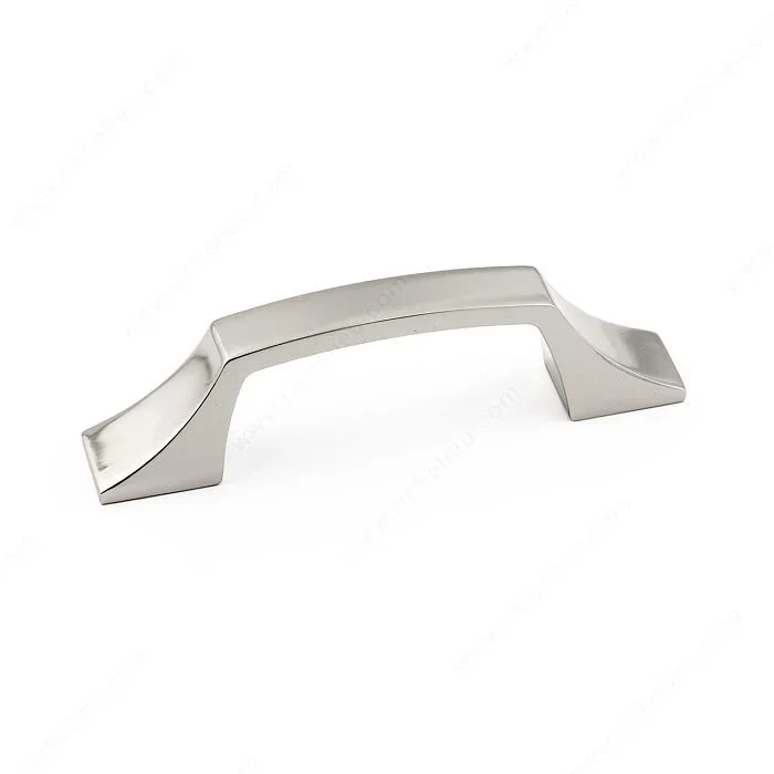 Transitional Metal Pull – 765 by Richelieu | Cabinet Hardware